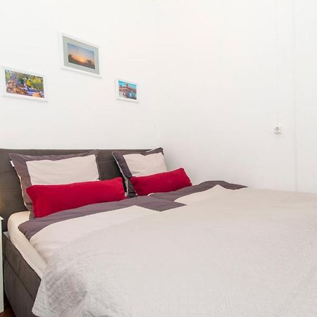 Charming Town House Just 500M From The Marina And Its Well Known Typical Market Olhão Exterior foto